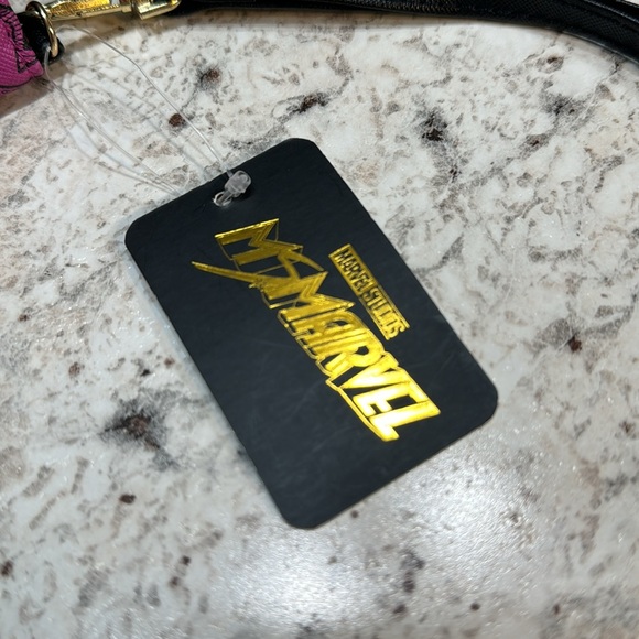 Disney Ms Marvel Folding Phone Case / Wallet. NWT. - Picture 3 of 11